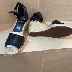 Black size 7.5 Vince Camuto wedge sandal.